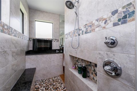 House in Port Charlotte, Florida 3 bedrooms, 208.94 sq.m. № 2213148 - photo 26