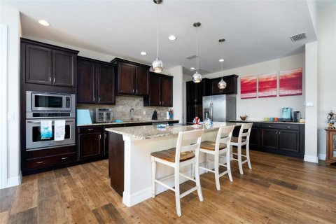 House in Port Charlotte, Florida 3 bedrooms, 208.94 sq.m. № 2213148 - photo 16