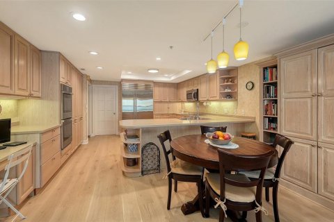 Condo in Longboat Key, Florida, 3 bedrooms  № 2105720 - photo 19