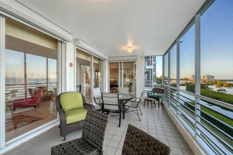 Condo in Longboat Key, Florida, 3 bedrooms  № 2105720 - photo 30