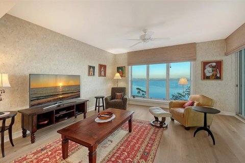 Condo in Longboat Key, Florida, 3 bedrooms  № 2105720 - photo 16