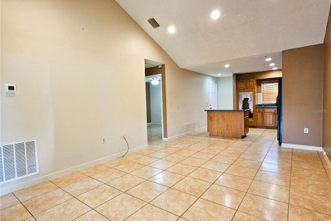 Apartment in Lakeland, Florida 2 bedrooms, 82.22 sq.m. № 2104767 - photo 2