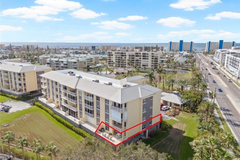 Condominio en alquiler en Madeira Beach, Florida, 3 dormitorios, 169.55 m2 № 1873053 - foto 7