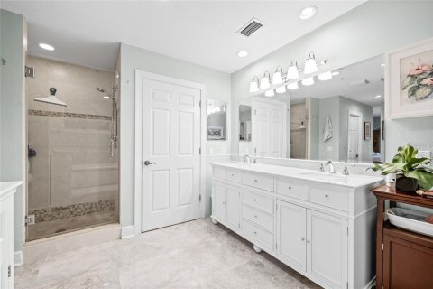Condo in Madeira Beach, Florida, 3 bedrooms  № 1873053 - photo 18