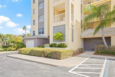 Condominio en alquiler en Madeira Beach, Florida, 3 dormitorios, 169.55 m2 № 1873053 - foto 11