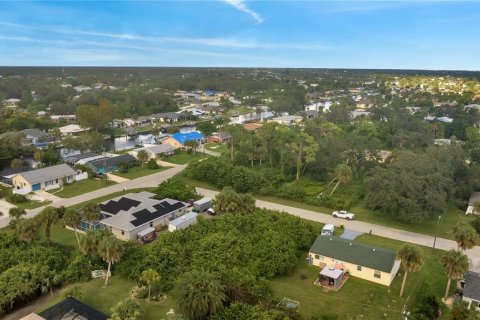 Land in Port Charlotte, Florida № 2205811 - photo 5