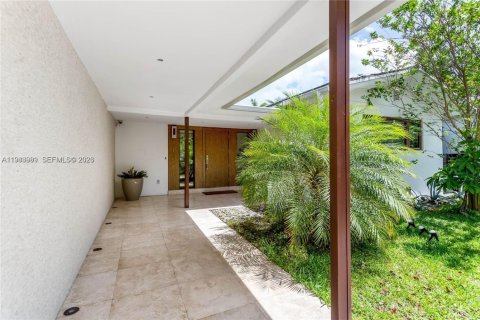 Casa en alquiler en Miami Beach, Florida, 4 dormitorios, 237.92 m2 № 2026541 - foto 30