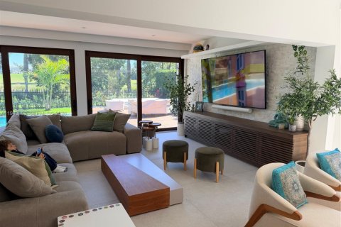 Casa en alquiler en Miami Beach, Florida, 4 dormitorios, 237.92 m2 № 2026541 - foto 3