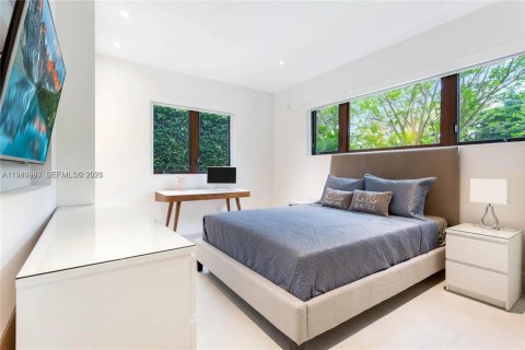 Casa en alquiler en Miami Beach, Florida, 4 dormitorios, 237.92 m2 № 2026541 - foto 24