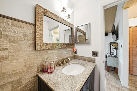 House in Venice, Florida 2 bedrooms, 137.87 sq.m. № 2218032 - photo 10