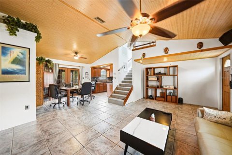 House in Venice, Florida 2 bedrooms, 137.87 sq.m. № 2218032 - photo 13