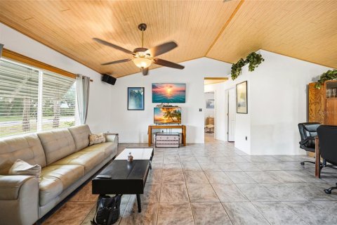 House in Venice, Florida 2 bedrooms, 137.87 sq.m. № 2218032 - photo 12