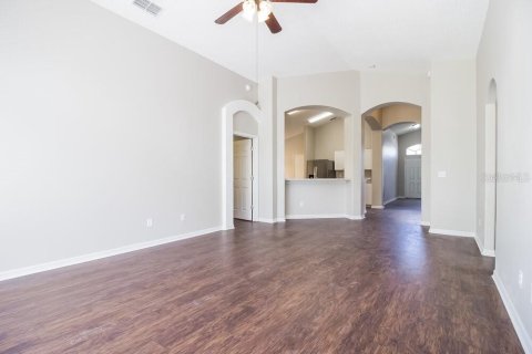 Casa en alquiler en Orlando, Florida, 4 dormitorios, 171.03 m2 № 1893703 - foto 8