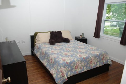 Casa en venta en Miami, Florida, 3 dormitorios, 114.64 m2 № 2047920 - foto 21