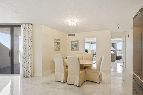 Condo in Clearwater, Florida, 2 bedrooms  № 2166265 - photo 6