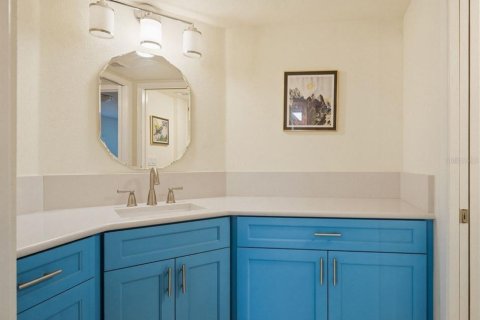 Condo in Clearwater, Florida, 2 bedrooms  № 2166265 - photo 23