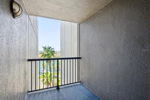 Condo in Clearwater, Florida, 2 bedrooms  № 2166265 - photo 22