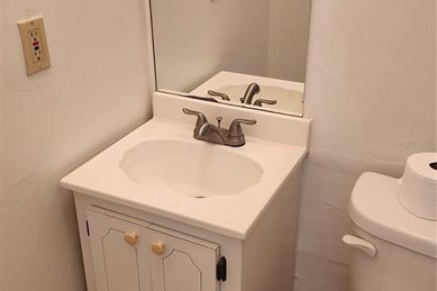 Copropriété à louer à Arcadia, Floride: 1 pièce, 61.32 m2 № 2214056 - photo 11