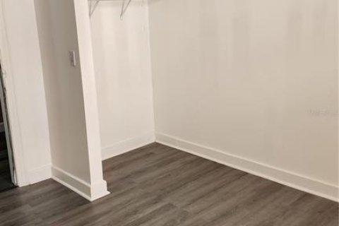 Copropriété à louer à Arcadia, Floride: 1 pièce, 61.32 m2 № 2214056 - photo 10