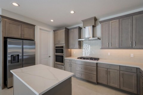 Townhouse in Bradenton, Florida 2 bedrooms, 273.23 sq.m. № 2120904 - photo 11