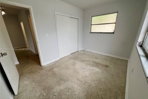 Снять в аренду квартиру в Майами, Флорида 2 спальни, 74.32м2, № 1973832 - фото 8