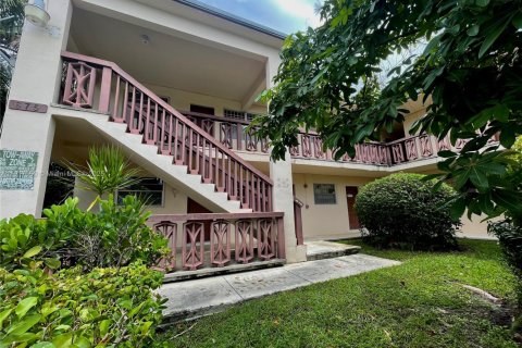 Снять в аренду квартиру в Майами, Флорида 2 спальни, 74.32м2, № 1973832 - фото 12