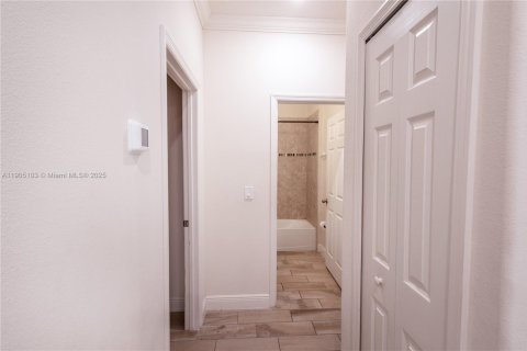 Casa en venta en Vero Beach, Florida, 4 dormitorios, 218.88 m2 № 1955253 - foto 29