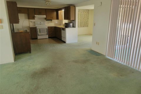 House in Holiday, Florida 2 bedrooms, 107.4 sq.m. № 1591237 - photo 7