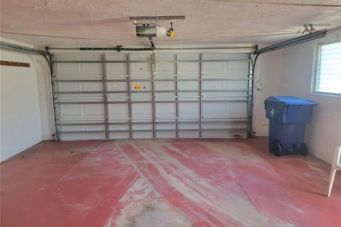 House in Holiday, Florida 2 bedrooms, 107.4 sq.m. № 1591237 - photo 16