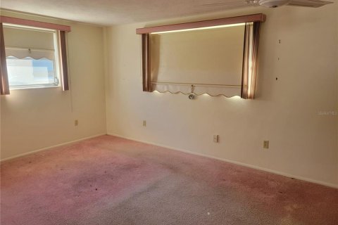 House in Holiday, Florida 2 bedrooms, 107.4 sq.m. № 1591237 - photo 11