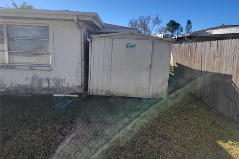 House in Holiday, Florida 2 bedrooms, 107.4 sq.m. № 1591237 - photo 3
