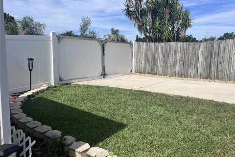 Villa ou maison à vendre à Grand Island, Floride: 3 chambres, 171.31 m2 № 2398689 - photo 14