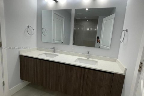 Copropriété à vendre à Hollywood, Floride: 1 chambre, 90.67 m2 № 1981809 - photo 6