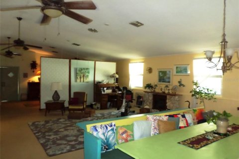 Propiedad comercial en venta en Yankeetown, Florida, 373.47 m2 № 2166222 - foto 11