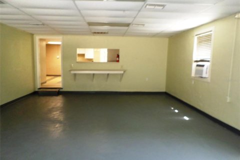 Propiedad comercial en venta en Yankeetown, Florida, 373.47 m2 № 2166222 - foto 27