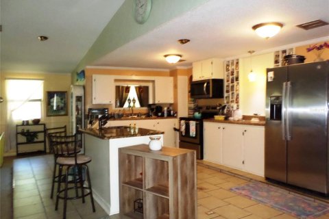 Propiedad comercial en venta en Yankeetown, Florida, 373.47 m2 № 2166222 - foto 9