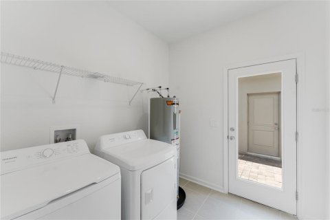 Adosado en alquiler en Apopka, Florida, 4 dormitorios, 185.8 m2 № 1918062 - foto 19