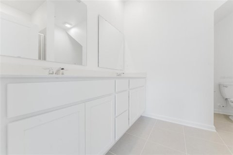 Adosado en alquiler en Apopka, Florida, 4 dormitorios, 185.8 m2 № 1918062 - foto 17