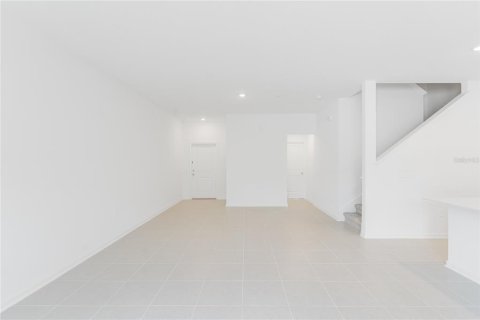 Adosado en alquiler en Apopka, Florida, 4 dormitorios, 185.8 m2 № 1918062 - foto 9