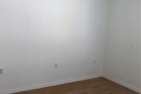Touwnhouse à vendre à Orlando, Floride: 4 chambres, 173.54 m2 № 2329468 - photo 12