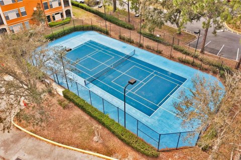 Touwnhouse à vendre à Orlando, Floride: 4 chambres, 173.54 m2 № 2329468 - photo 25