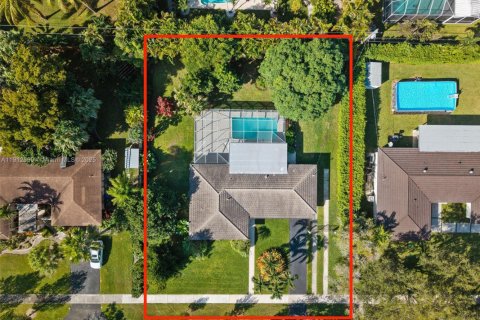 Casa en venta en Palmetto Bay, Florida, 3 dormitorios, 131.27 m2 № 1970929 - foto 4