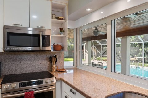 Casa en venta en Palmetto Bay, Florida, 3 dormitorios, 131.27 m2 № 1970929 - foto 10