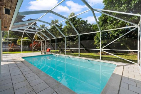 Casa en venta en Palmetto Bay, Florida, 3 dormitorios, 131.27 m2 № 1970929 - foto 19