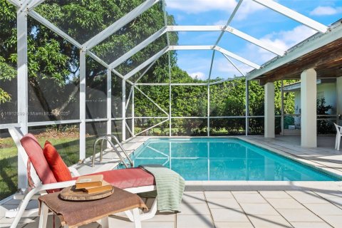 Casa en venta en Palmetto Bay, Florida, 3 dormitorios, 131.27 m2 № 1970929 - foto 3