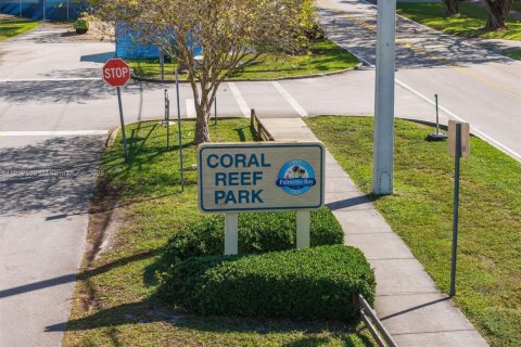 Casa en venta en Palmetto Bay, Florida, 3 dormitorios, 131.27 m2 № 1970929 - foto 30