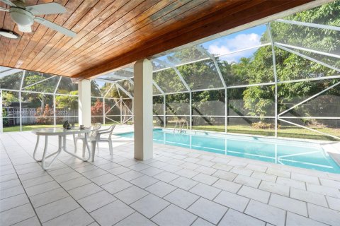 Casa en venta en Palmetto Bay, Florida, 3 dormitorios, 131.27 m2 № 1970929 - foto 22