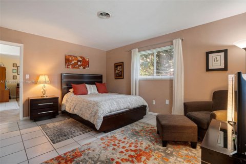 Casa en venta en Palmetto Bay, Florida, 3 dormitorios, 131.27 m2 № 1970929 - foto 13