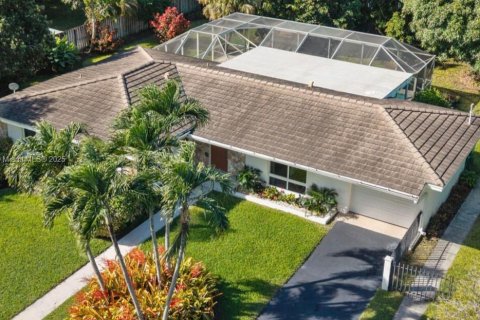 Casa en venta en Palmetto Bay, Florida, 3 dormitorios, 131.27 m2 № 1970929 - foto 1