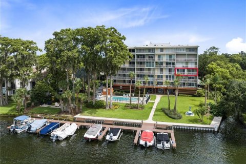 Condominio en Winter Park, Florida, 1 dormitorio № 2399199